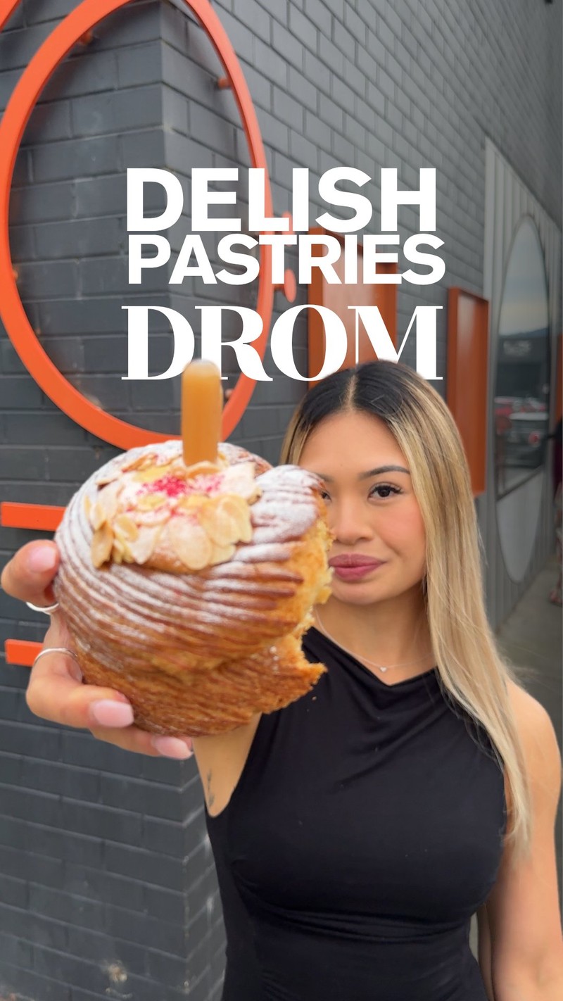 Linh creating food content